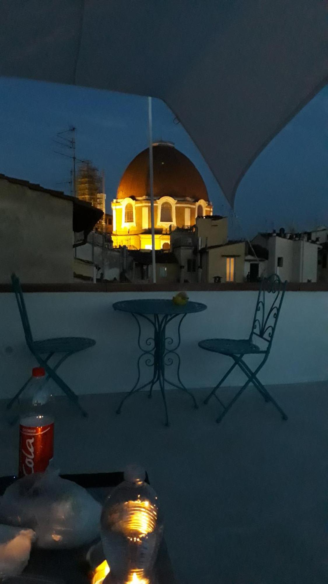 The Dream Terrace - Elena Grey Florença