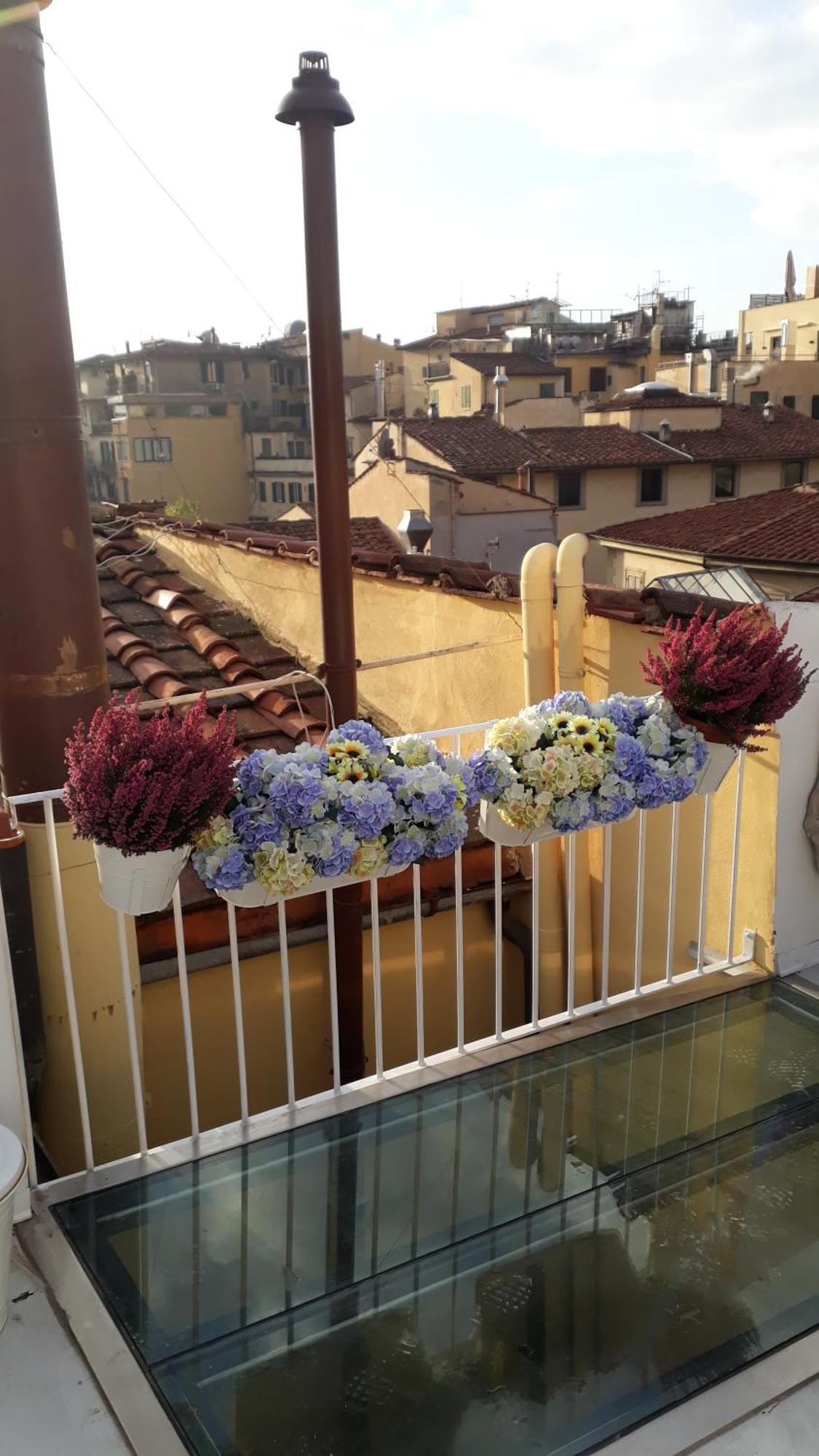 The Dream Terrace - Elena Grey Florença